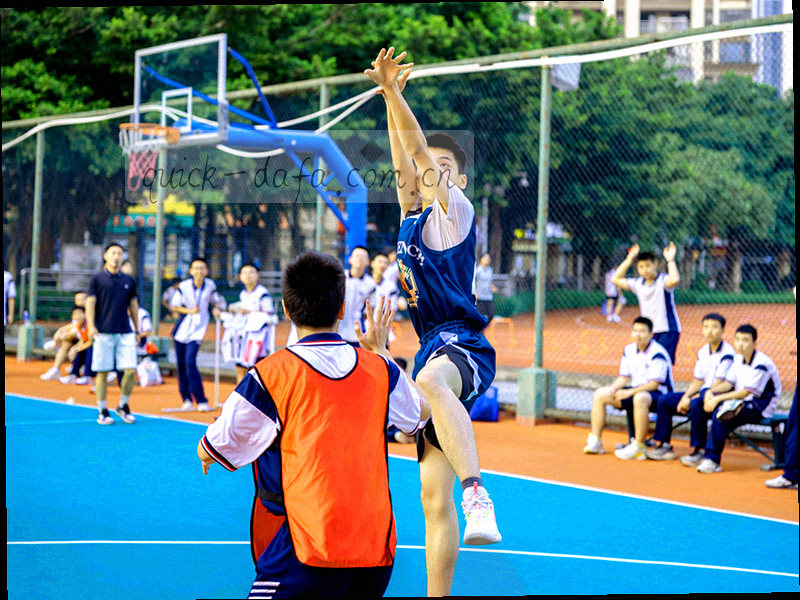 现代化办公空间抽象画，表现团队协作氛围
